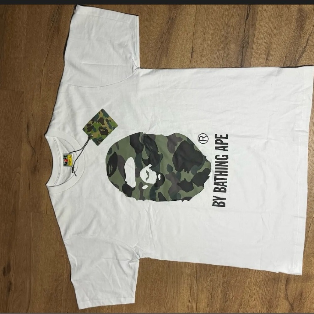 & Other Stories White Graphic Tee